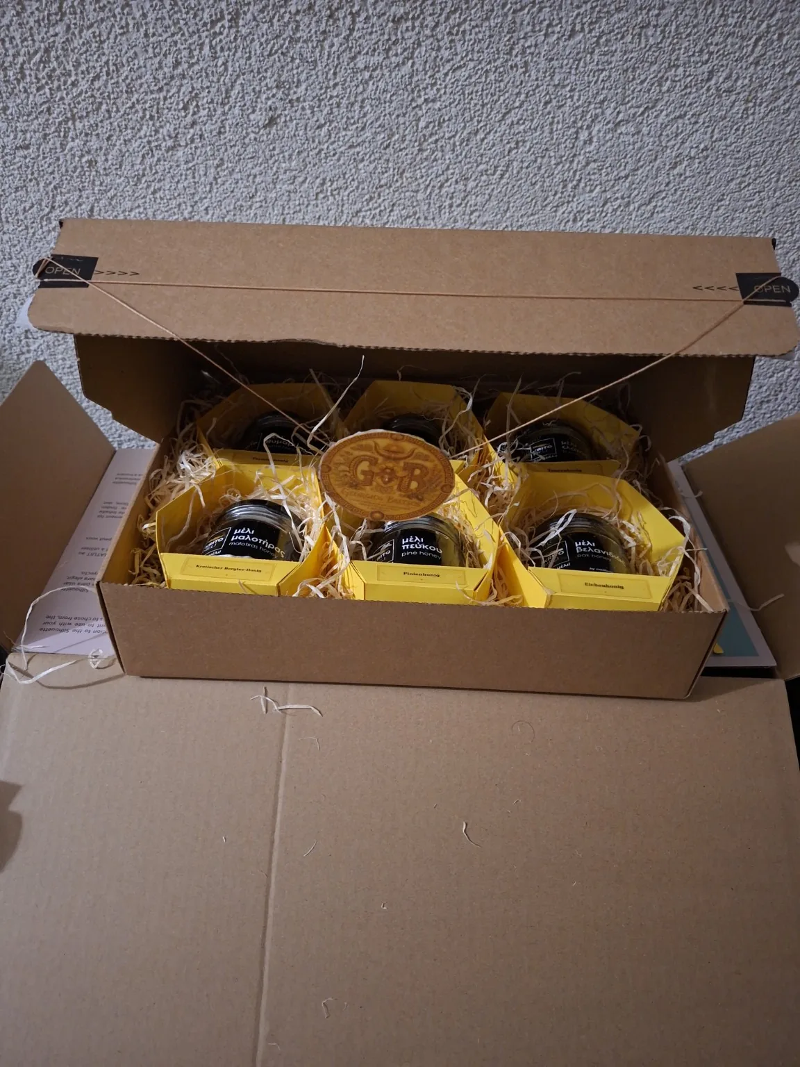 Die sechs Sorten in ihrer Verpackung, Aufnahme 8307
