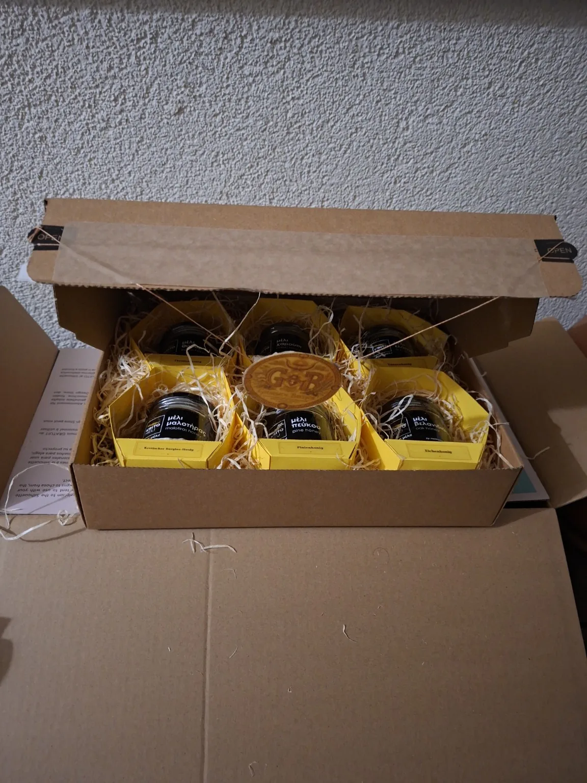 Die sechs Sorten in ihrer Verpackung, Aufnahme 8310
