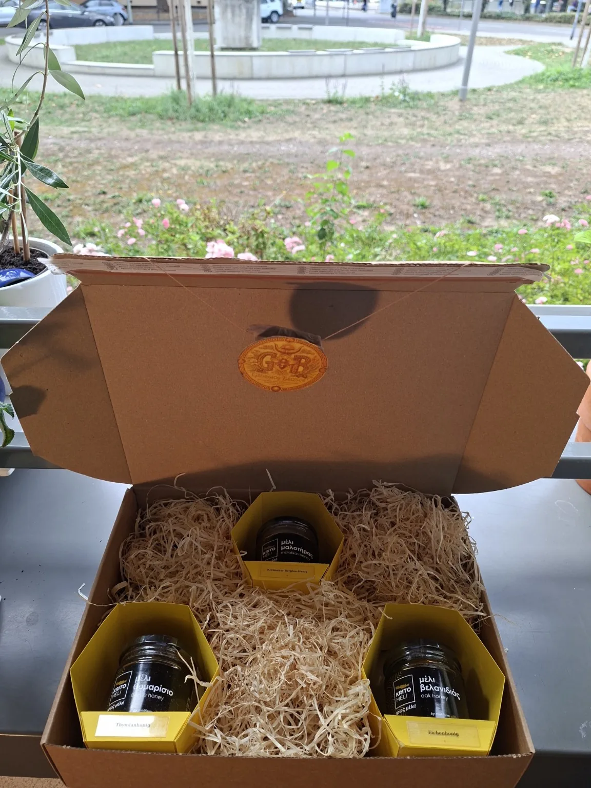 Drei Honiggläser in der Geschenkbox, Aufnahme 8364