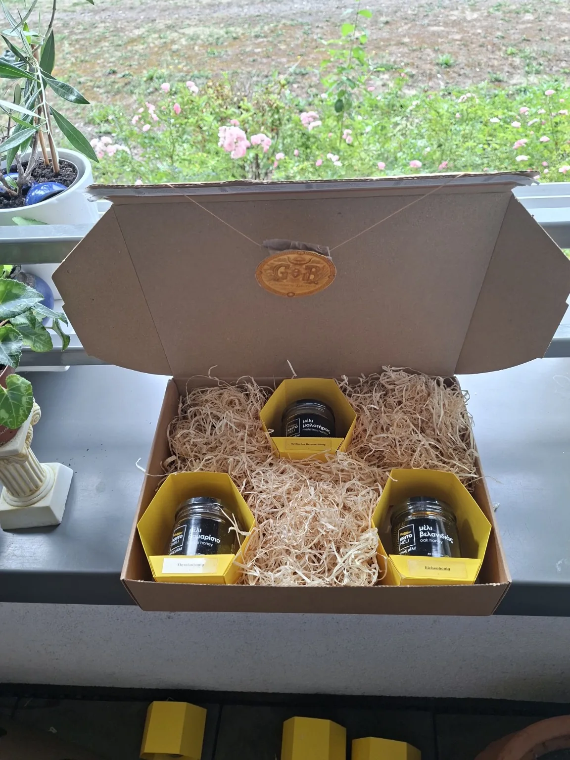 Drei Honiggläser in der Geschenkbox, Aufnahme 8375